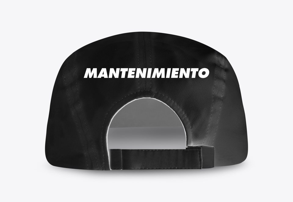 La gorra de mantenimiento fotografiada en uso